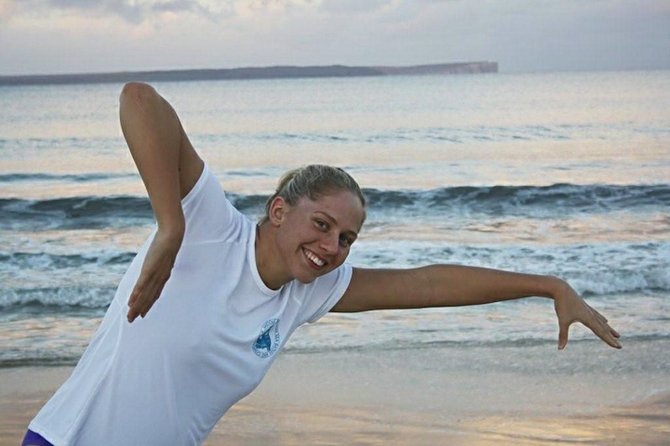 Chloe McCardel before her six-hour English Channel qualifying swim in Jervis Bay, New South Wales.