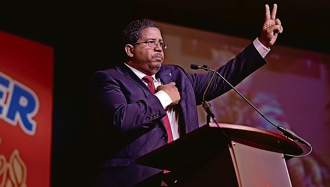 Peter Turnquest speaks at the FNM Convention.