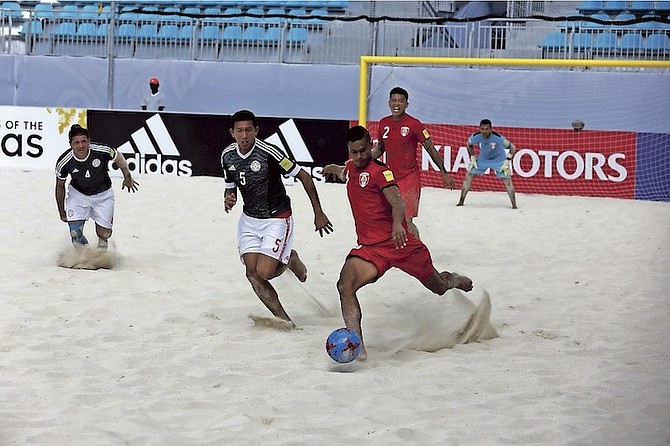 Tahiti, the hosts of the FIFA Beach Soccer World Cup 2013, reached the final four for the third consecutive time after a 6-4 win over Paraguay.
Photo: Terrel W Carey/Tribune Staff