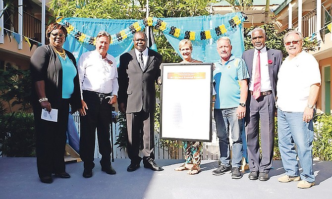 Shown from left are: Edna Y Gomez, principal of Walter Parker Primary; Terry Gape, One Bahamas Executive Committee member; Vice-principal Rodney Bethel; Sir Durward’s daughter Charlotte Knowles; relative Andy Knowles; Cecil Thompson, One Bahamas Executive Committee member; and Churchill Tener Knowles, One Bahamas Executive Committee member.

Photo: Lisa Davis/BIS

 

 