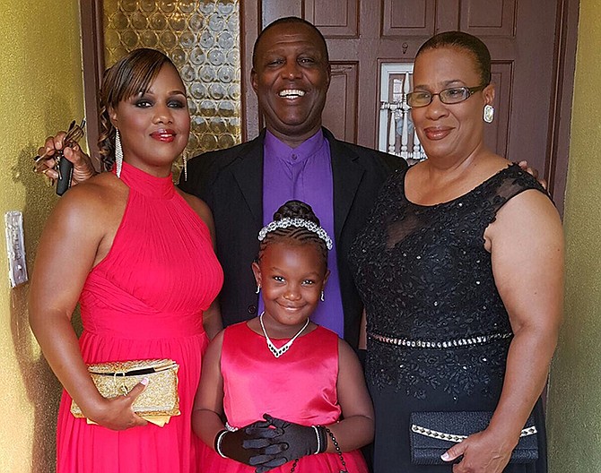 Andree (right) with her parents, Canon Sebastian and Agatha Campbell, and niece Simone.