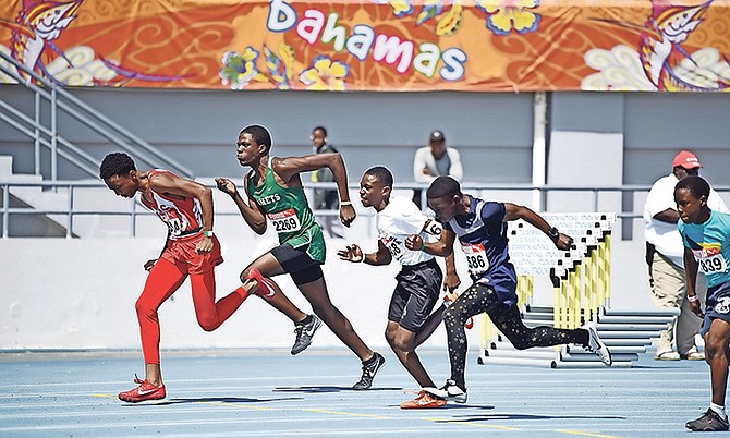 OFF TRACK: Athletes compete in the preliminaries of the National Track and Field Championships yesterday before the event was cancelled as a result of the Coronavirus COVID-19 global pandemic.
Photo: Shawn Hanna/Tribune Staff