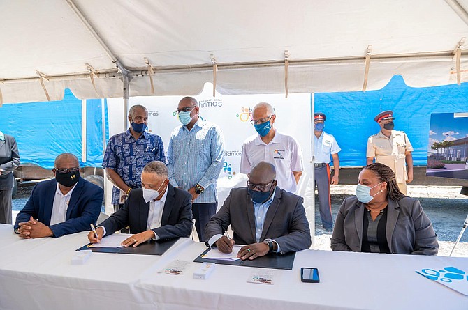 The contract signing for the new Exuma International Airport.
Photo: Office of the Prime Minister