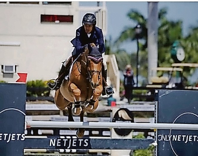 Marcus Davis and El Porvenir Corro were Overall Champions in the 1.30m Division at The Headwaters Cup in Angelstone.