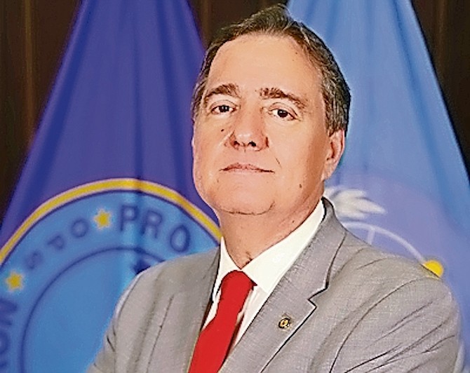 PAHO Assistant Director Dr Jarbas Barbosa.