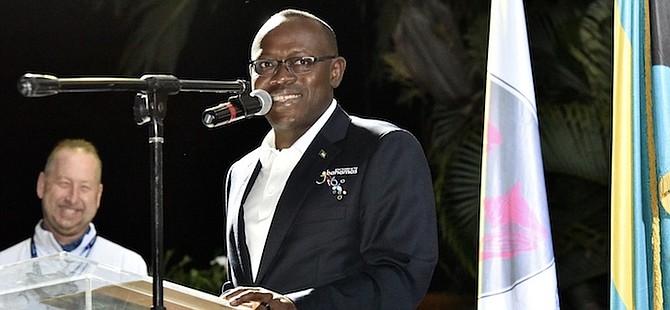 CHESTER COOPER, Deputy Prime Minister and Minister of Tourism, Investments & Aviation, gives
remarks at the welcome reception for the Bahamas Great Exuma Classic.
Photo: Kemuel Stubbs/BIS