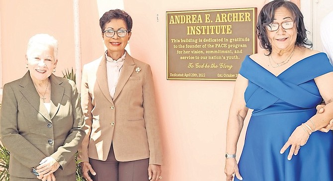 GLENYS HANNA MARTIN, Ann Marie Davis and Andrea E Archer unveil a commemorative plaque at
a ceremony to mark the renaming of the PACE building as the Andrea Archer Institute.