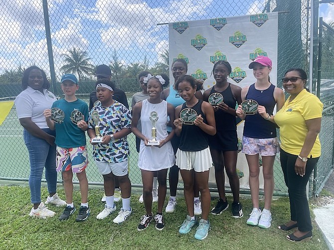 THE PERFECT START: Champions were crowned on Sunday at the Bahamas Lawn Tennis Association’s (BLTA) under 14 and under 16 New Year’s Tournament to get the 2024 season underway.
Photo: Tenajh Sweeting/Tribune Staff