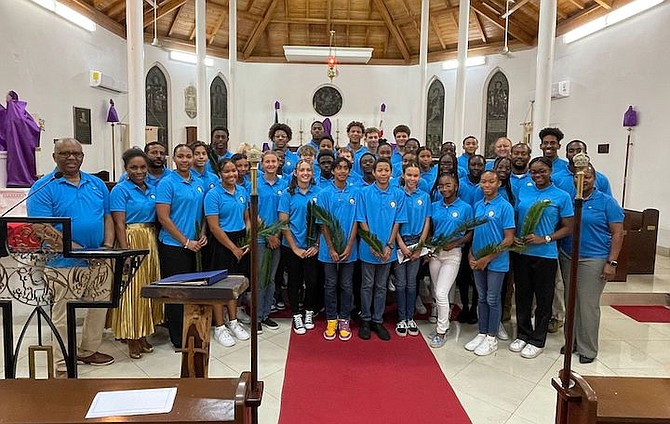 GO TEAM BAHAMAS: The Bahamas CARIFTA swim team at St Anne’s Church over the weekend.