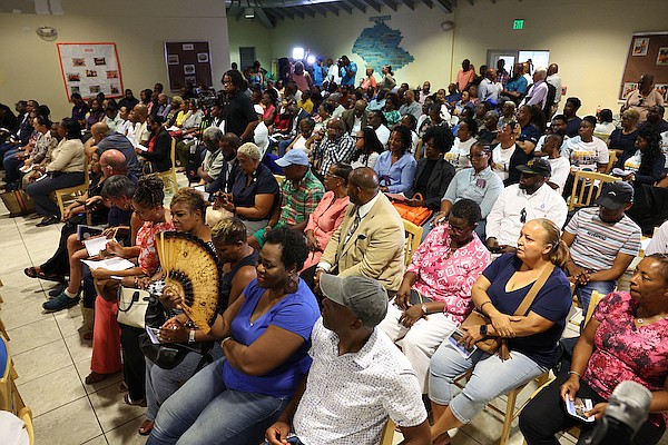 A large crowd gathered at a town hall meeting for the proposed New Providence Hospital at Stapledon School on May 14, 2024. Photo: Dante Carrer/Tribune Staff