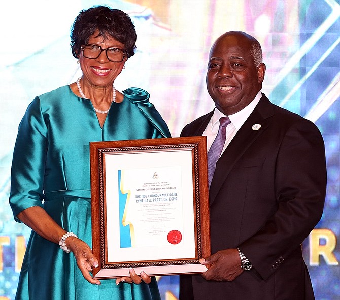 Governor General Cynthia 'Mother' Pratt and inductee Prime Minister Philip 'Brave' Davis.