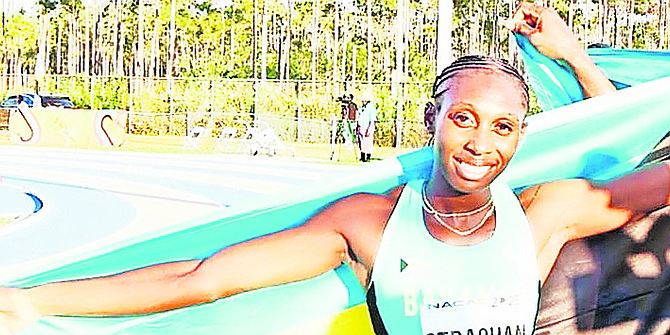 Anthonique Strachan CLAIMS the gold in 200