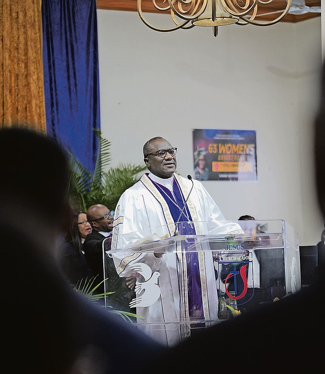 Bishop Delton Fernander speaks during the annual Parliamentary Church Service ON January 9, 2026. Photo: Chappell Whyms Jr