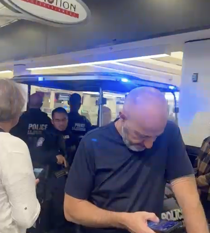 Screen captures show passengers lined up as US security personnel moved through the terminal on January 25, 2026.