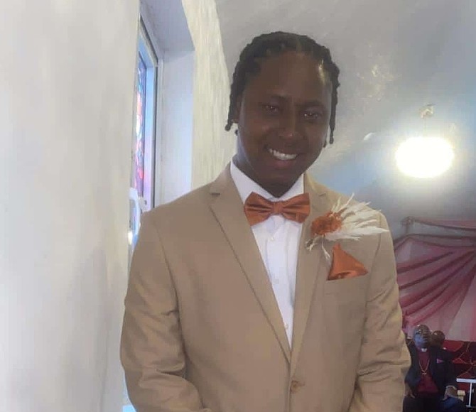 MACARO ROLLE